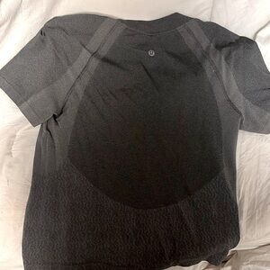 Lululemon shirt